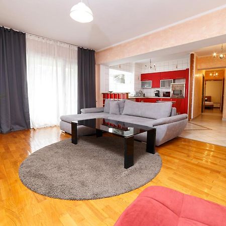 Color Apartments Unirii 14 Blv Bucarest Esterno foto