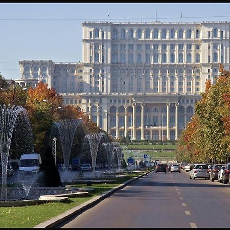 Color Apartments Unirii 14 Blv Bucarest Esterno foto