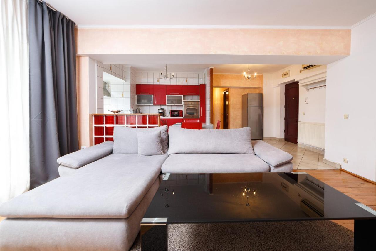 Color Apartments Unirii 14 Blv Bucarest Esterno foto